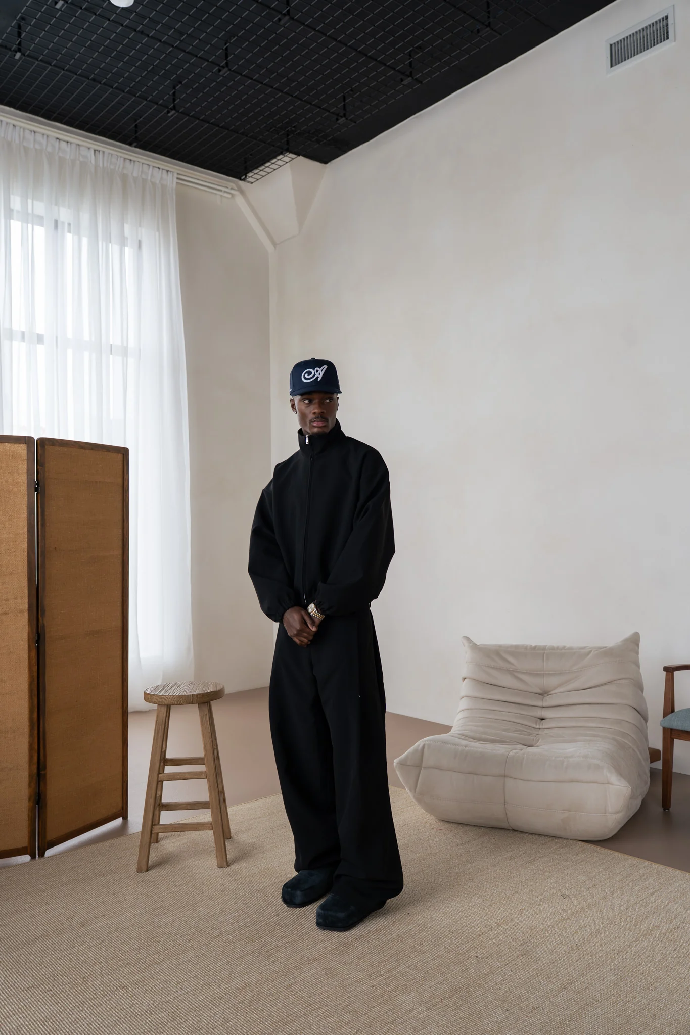 V1 Studio Jacket - Image 3